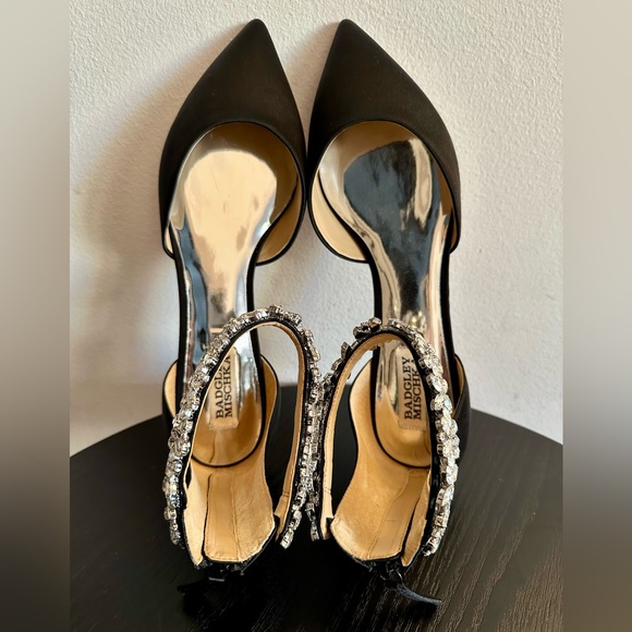 Badgley Mischka embellished pointed flats - Picture 5 of 8